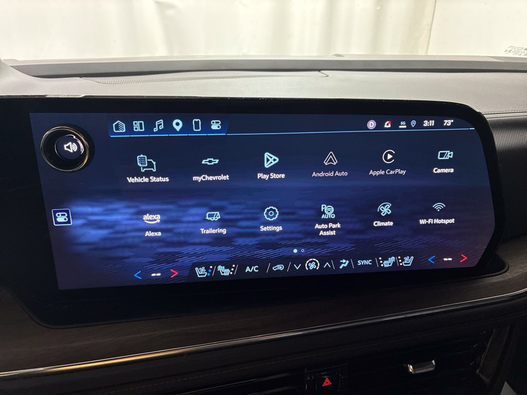 Used 2025 Chevrolet Tahoe High Country AWD/4WD image 18