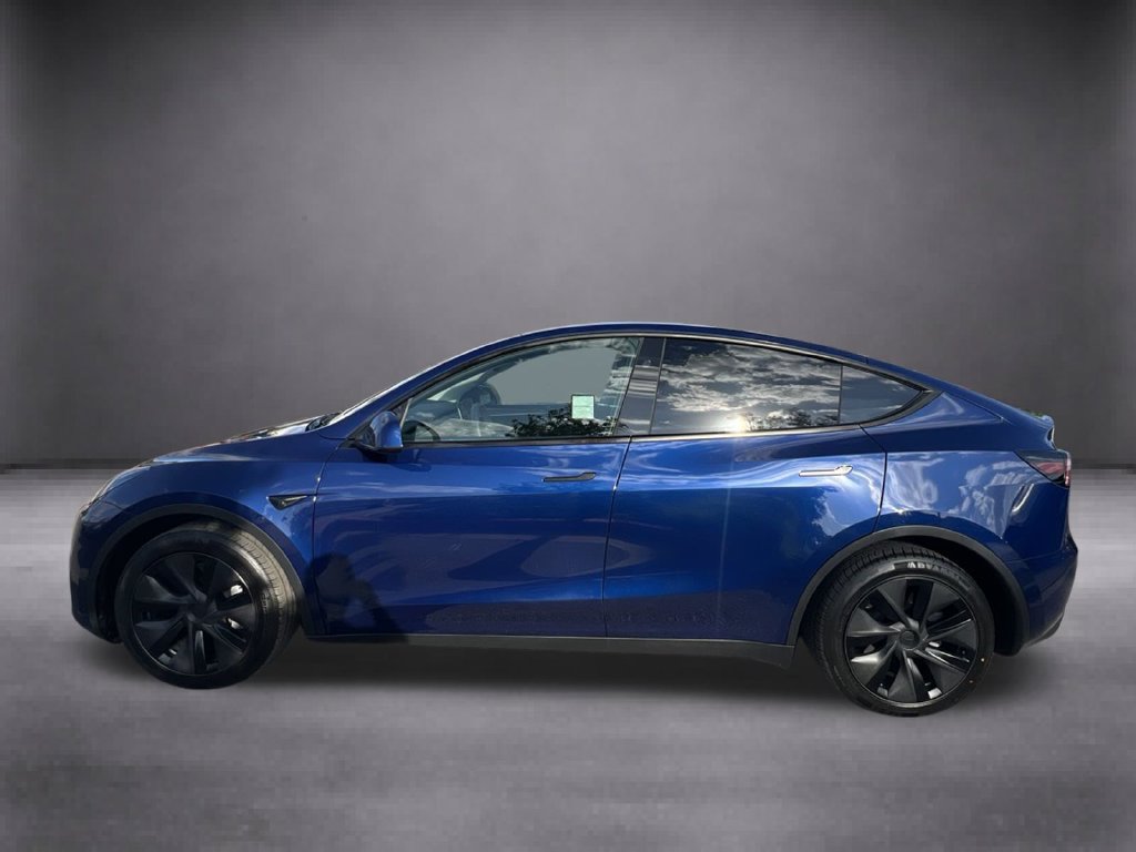 Used 2025 Tesla Model Y Long Range AWD/4WD image 5