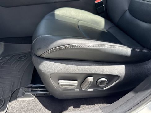 Used 2021 Toyota RAV4 XLE Premium FWD image 18