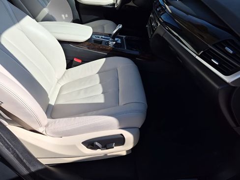 Used 2014 BMW X5 sDrive35i image 16