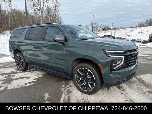 Certified 2025 Chevrolet Suburban RST w/ Comfort Package image 7