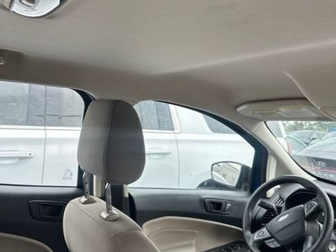 Used 2018 Ford EcoSport S AWD/4WD image 9
