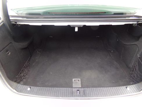 Used 2013 Mercedes-Benz E 350 BlueTEC Sedan image 19