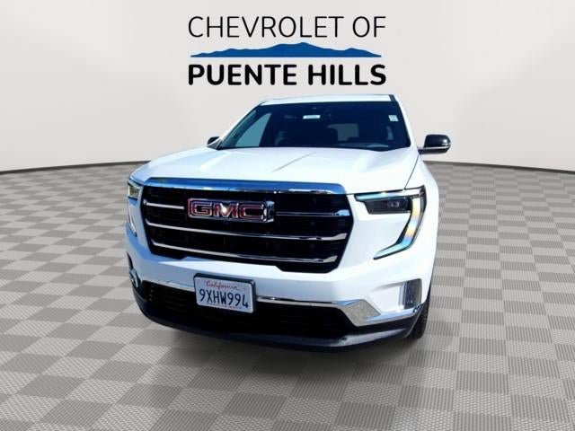 Used 2026 GMC Acadia Elevation w/ Elevation Premium Package FWD image 3