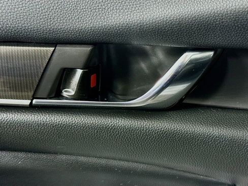 Used 2022 Honda Accord Sport image 25