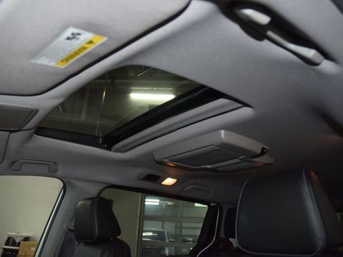 Used 2024 Honda Odyssey Touring image 41