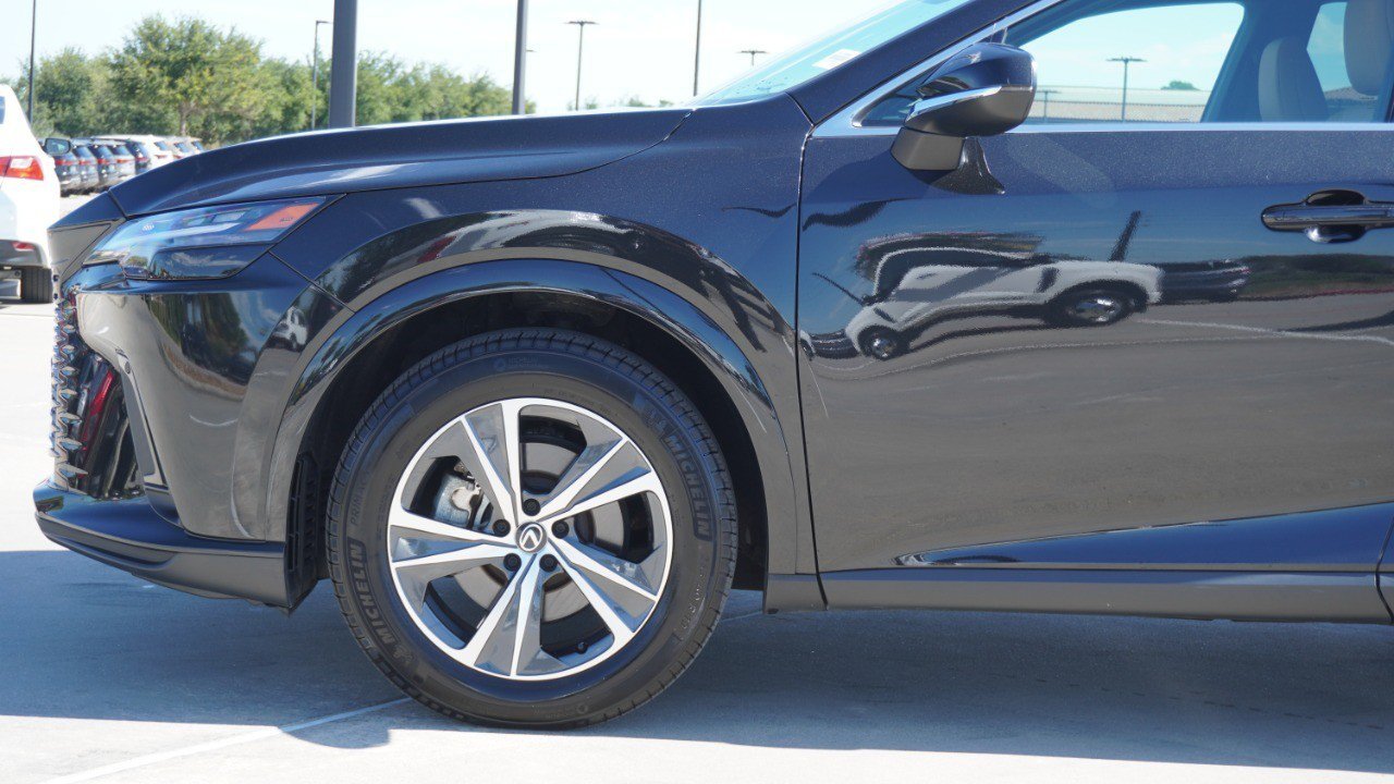 Used 2024 Lexus RX 350 Premium w/ Cold Area Package AWD/4WD image 11