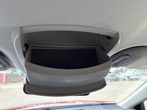 Used 2025 Toyota Camry LE image 19