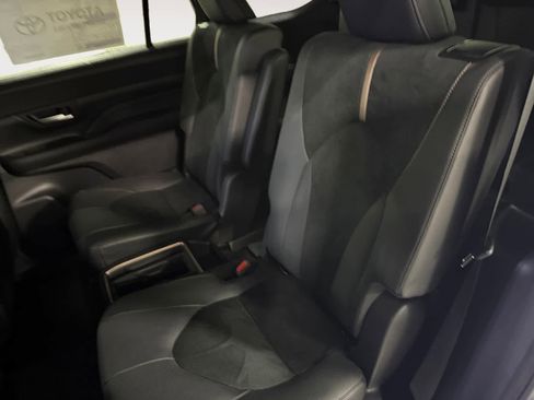 New 2026 Toyota Grand Highlander AWD Hybrid image 19