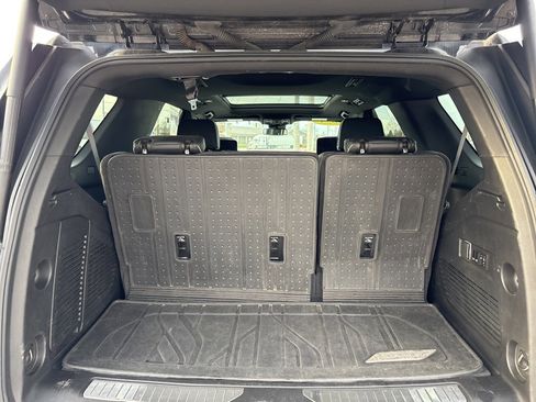 Used 2023 Chevrolet Tahoe Premier image 7