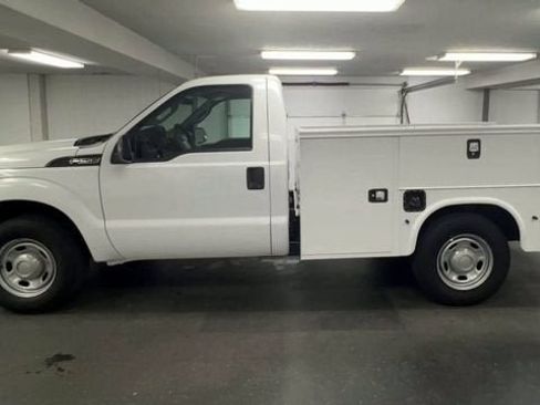 Used 2015 Ford F250 XL RWD image 5