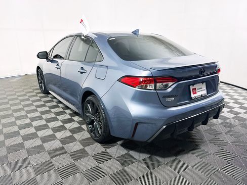 Used 2024 Toyota Corolla SE FWD image 5