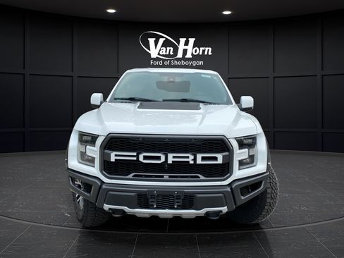 Used 2018 Ford F150 Raptor w/ Equipment Group 802A Luxury AWD/4WD image 2