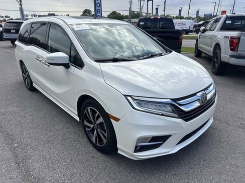 Used 2019 Honda Odyssey Elite image 3