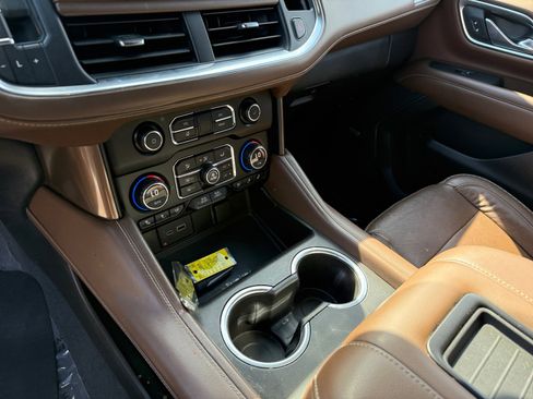 Used 2021 Chevrolet Tahoe High Country w/ Premium Package image 13