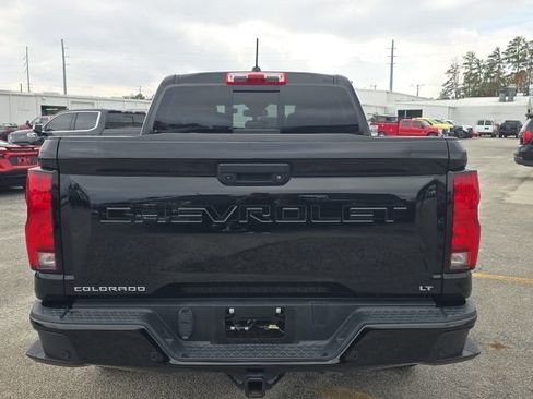Used 2024 Chevrolet Colorado LT w/ LT Convenience Package III image 4