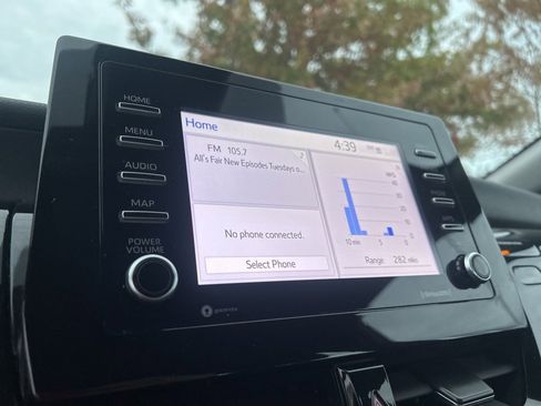 Used 2024 Toyota Camry SE image 15