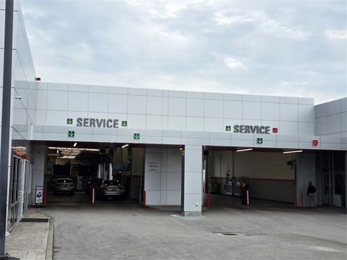 Used 2022 Toyota Tundra Limited image 11