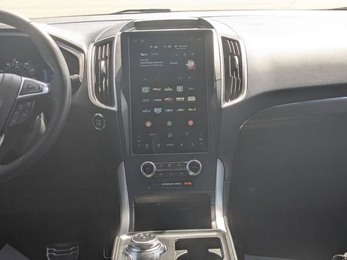 Used 2024 Ford Edge SEL AWD/4WD image 24