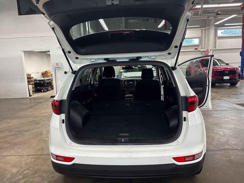 Used 2019 Kia Sportage LX FWD image 16