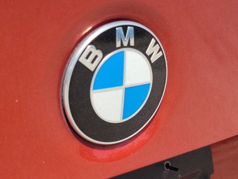 Used 2017 BMW M3 RWD image 10