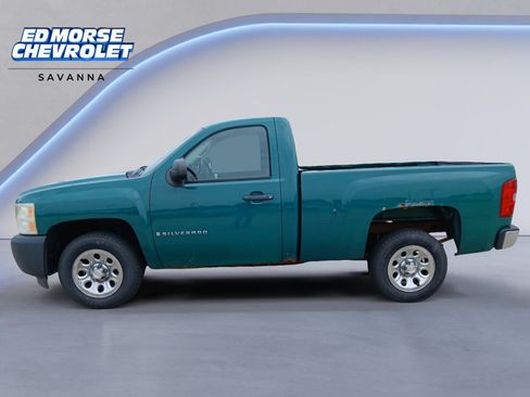 Used 2008 Chevrolet Silverado 1500 LT RWD image 2
