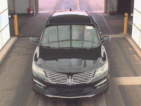 Used 2016 Lincoln MKC Reserve image 2