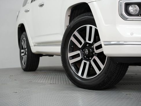 Used 2018 Toyota 4Runner Limited image 18