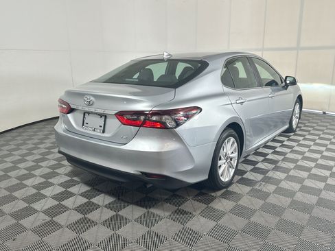 Used 2023 Toyota Camry LE FWD image 3
