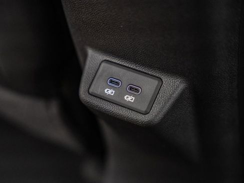 New 2027 Chevrolet Bolt RS w/ Technology Package FWD image 32
