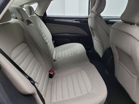 Used 2018 Ford Fusion S FWD image 19