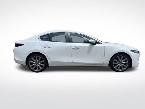 Used 2019 MAZDA MAZDA3 AWD Sedan w/ Preferred Package image 4