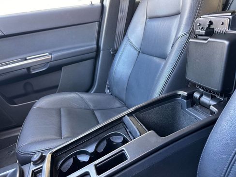 Used 2009 Volvo S40 T5 R-Design image 21