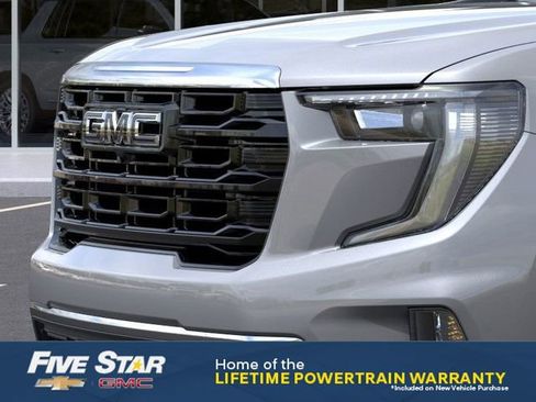 New 2026 GMC Acadia Elevation image 13