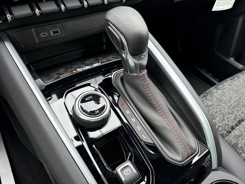 New 2025 Chevrolet Colorado Z71 image 18