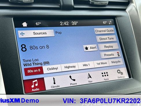 Certified 2019 Ford Fusion SE image 28