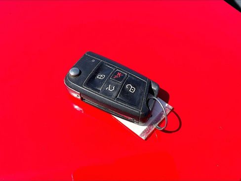 Used 2019 Volkswagen Jetta image 34