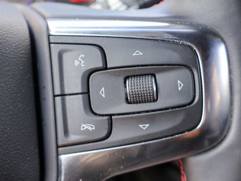 Used 2025 Chevrolet Blazer RS FWD image 13