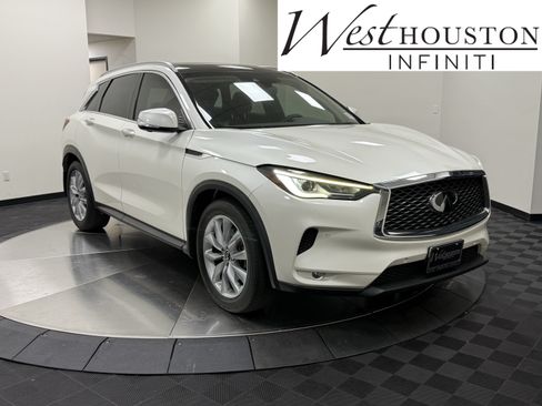Used 2022 INFINITI QX50 Essential FWD image 1