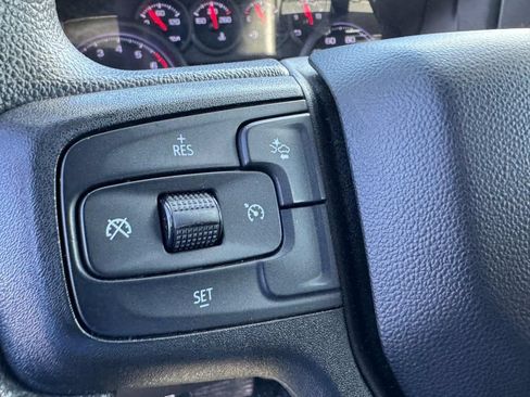 Used 2023 Chevrolet Silverado 1500 Custom AWD/4WD image 17