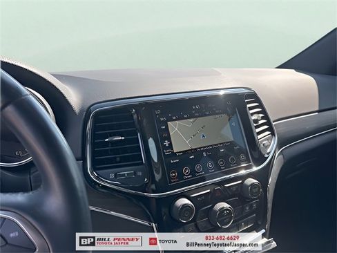 Used 2022 Jeep Grand Cherokee Limited w/ Trailer Tow Group IV image 12