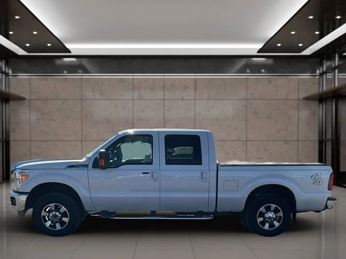 Used 2016 Ford F250 Lariat image 2