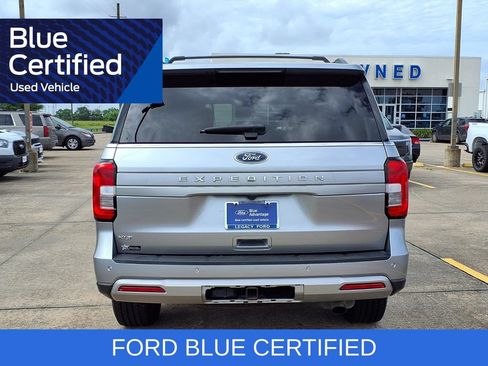 Certified 2023 Ford Expedition XLT RWD image 5