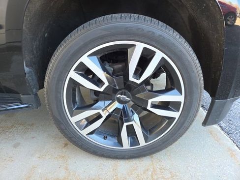 Used 2018 Chevrolet Tahoe LT w/ RST Edition image 68