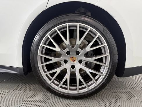 New 2026 Porsche Panamera RWD image 12