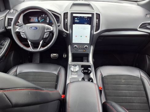 Used 2024 Ford Edge ST-Line image 10