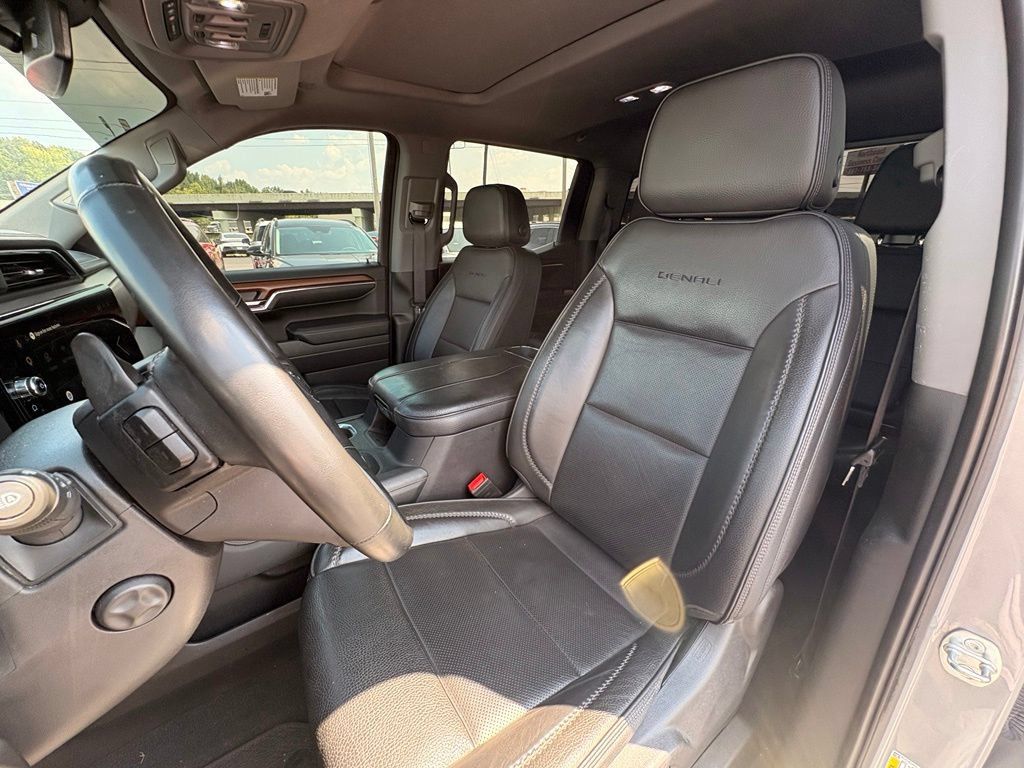 Used 2023 GMC Sierra 1500 Denali AWD/4WD image 22