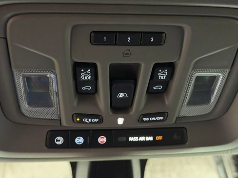 Certified 2020 Chevrolet Silverado 1500 LTZ image 43