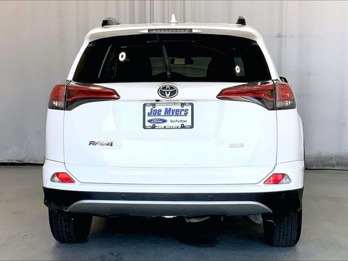 Used 2017 Toyota RAV4 XLE image 3