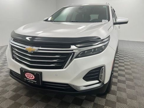 Used 2024 Chevrolet Equinox Premier AWD/4WD image 2